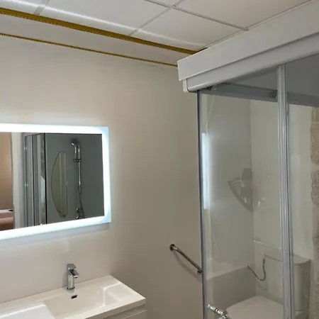 Familial Maison De L'église Du Couvent 3* Narbonne