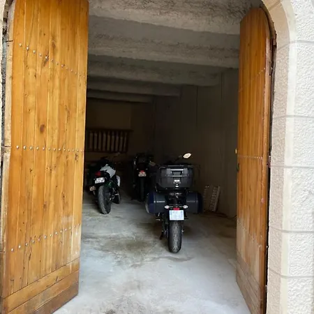 Familial Maison De L'eglise Du Couvent 3* Narbonne